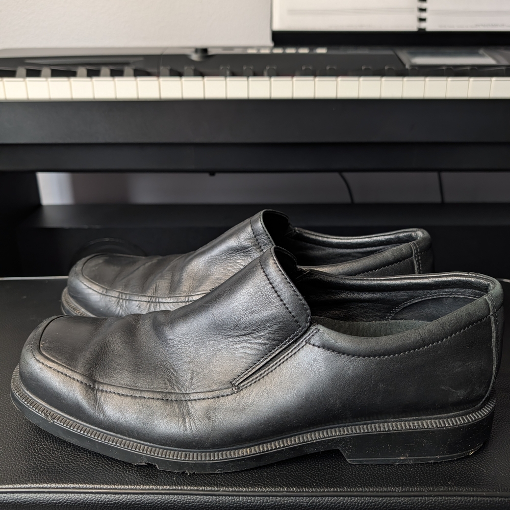 Bostonian Men’s Size 12 Leather Loafers Black Slip-On Comfort Dress Shoes